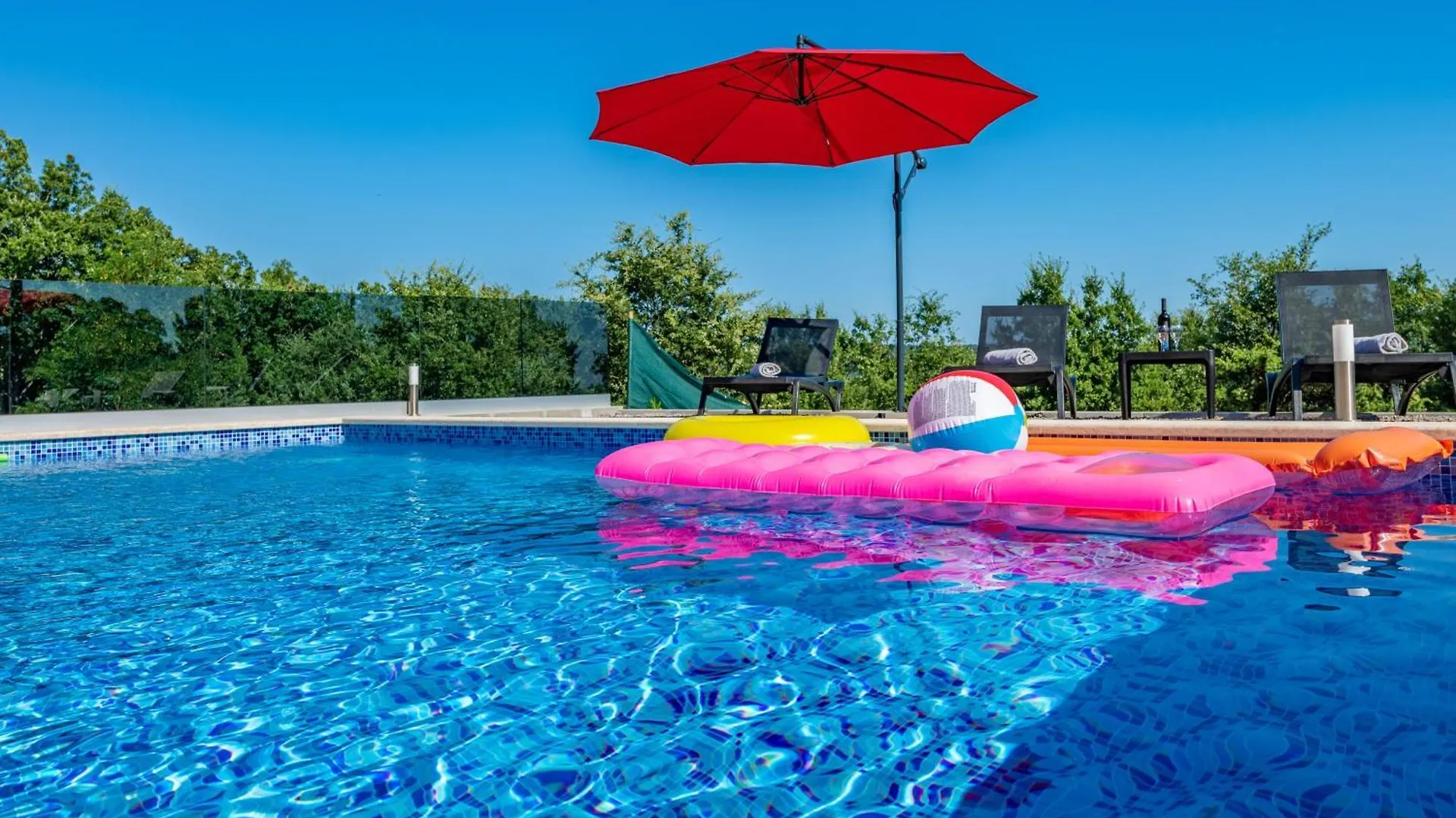 Villa Mia In Labin, A Two Apartment Villa With Pool Close To The Sea Krapan